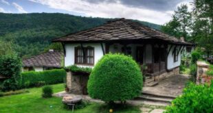 Desain Rumah Gaya Bulgaria