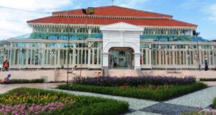 Menjelajahi Pesona Kota Solo Destinasi Wisata Unggulan yang Wajib Dikunjungi
